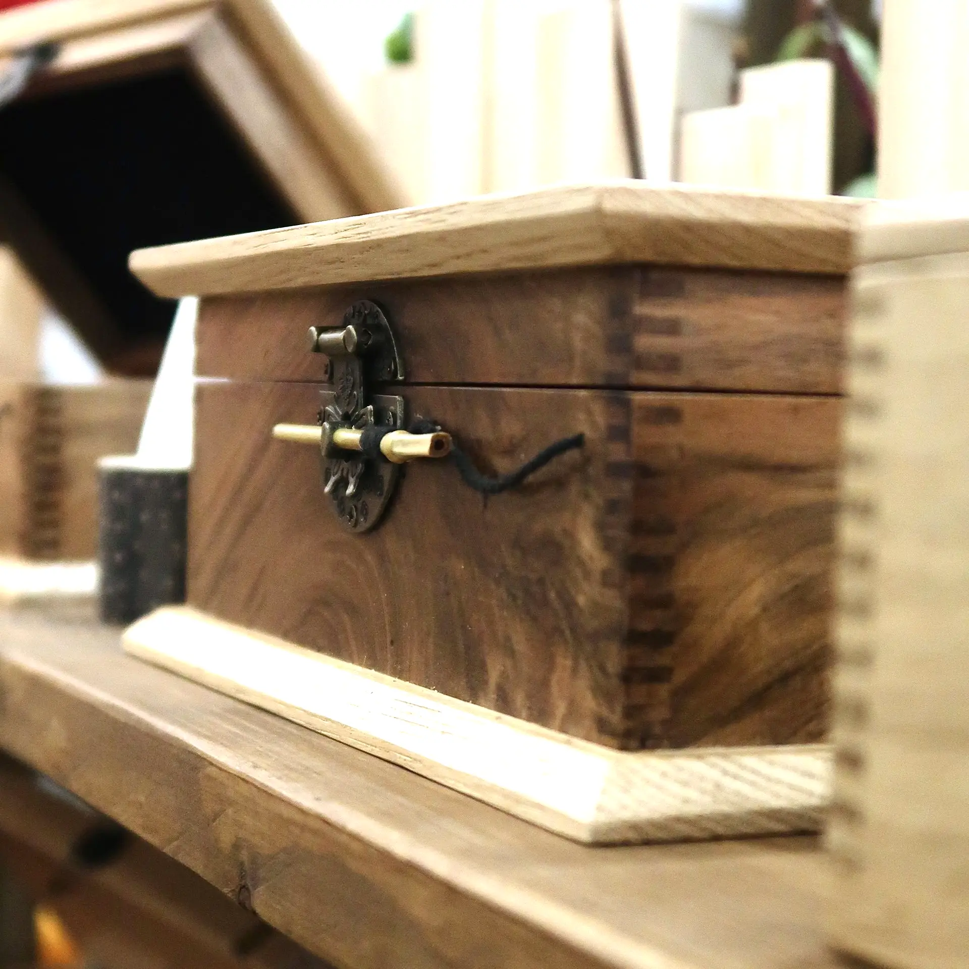 boite en bois atelier du ruisseau noir, clac saint yrieix la perche, boutique créateurs, métier d'art